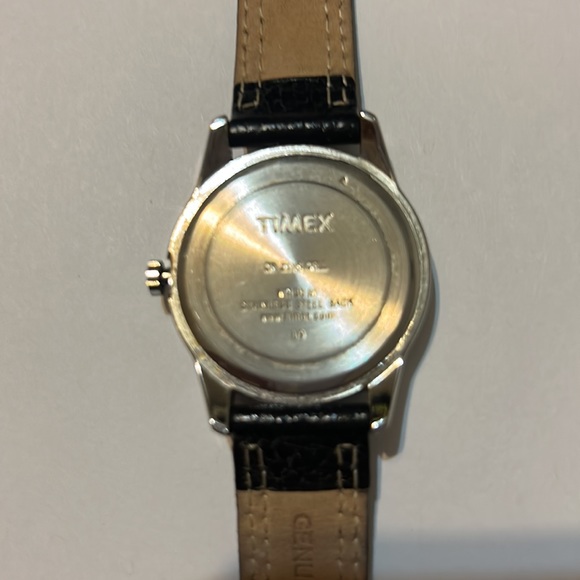 Timex every day watch - Picture 4 of 4